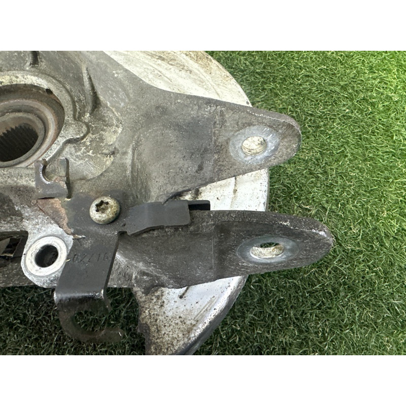 Цапфа підвіски (подвеска) LAND ROVER Range Rover L405 2016 5.0 LR038550