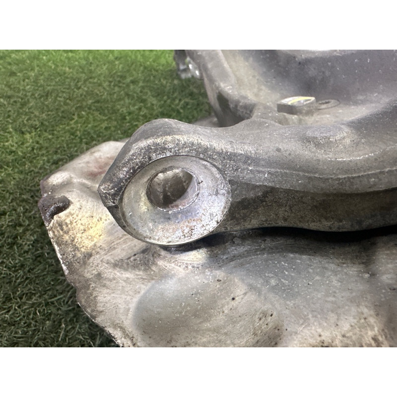 Поворотный кулак (подвеска) BMW 7-series F01 2011 3.0 N54 31216775768