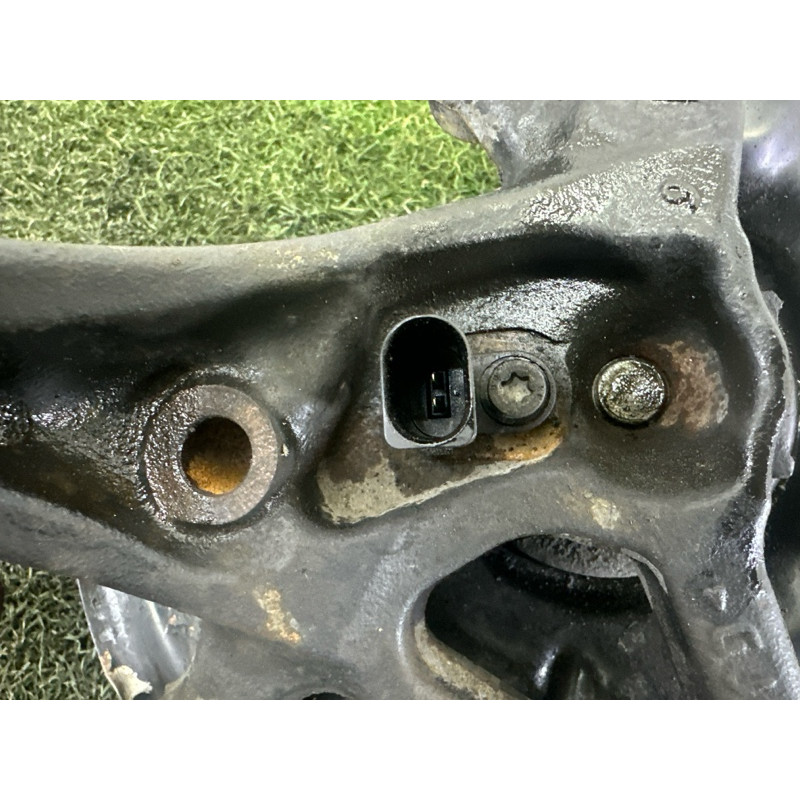 Цапфа подвески (подвеска) AUDI A3 8V 2016 1.8 CNSB 5Q0505436F