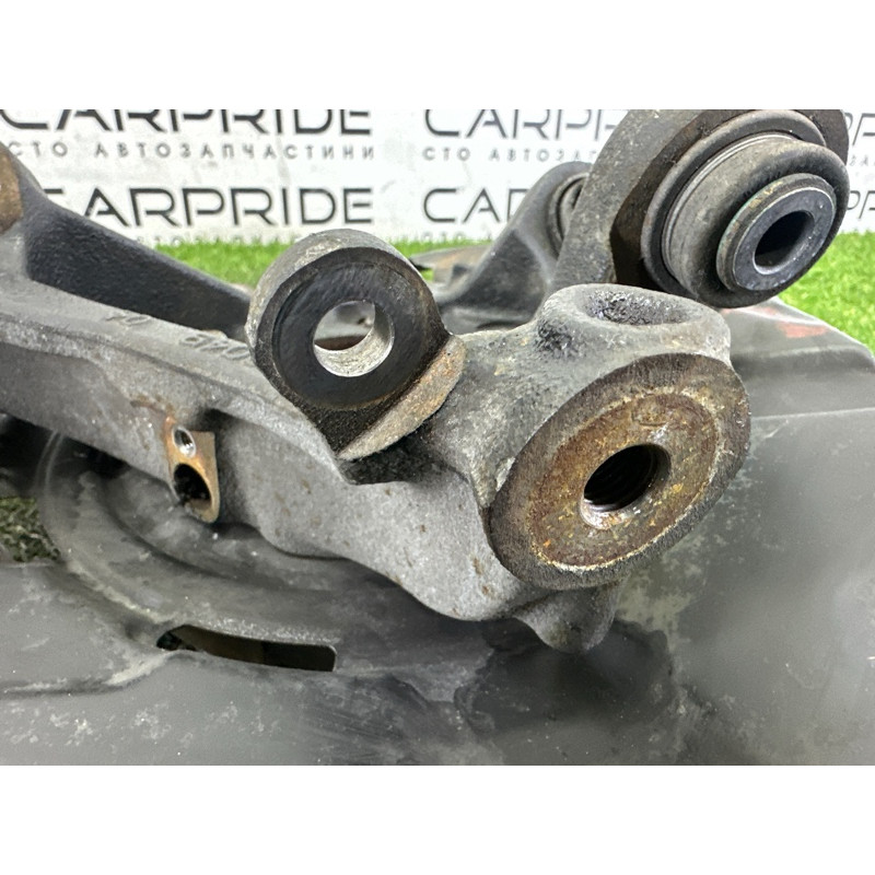 Цапфа подвески (подвеска) BMW X1 E84 2014 2.0 33326788049