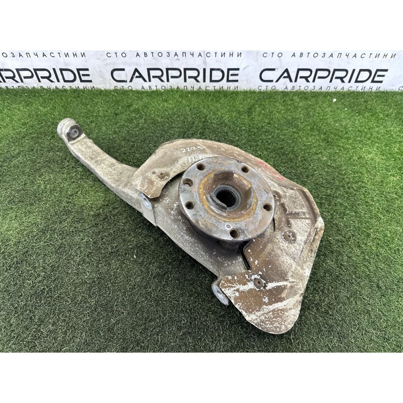 Поворотный кулак (подвеска) Volkswagen Touareg NF 2012 3.0 Hybrid CGFA 7P0407245B