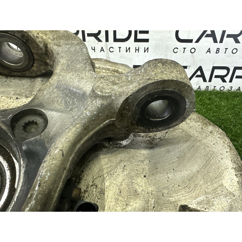 Поворотный кулак (подвеска) Volkswagen Touareg NF 2012 3.0 Hybrid CGFA 7P0407245B