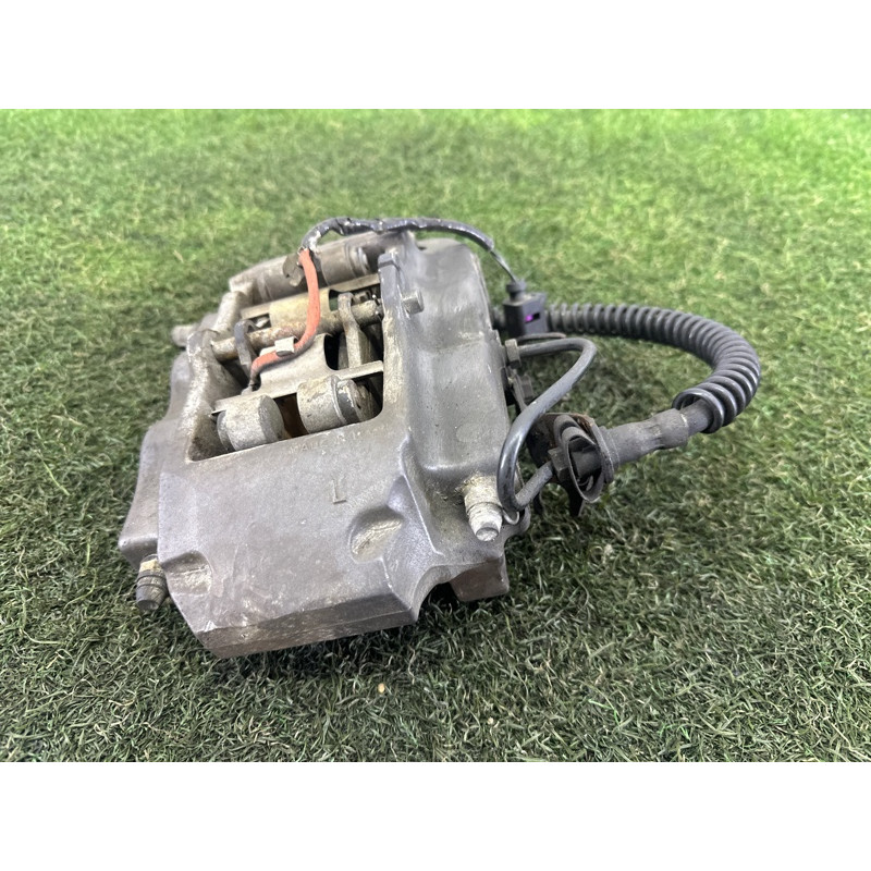 Суппорт тормозной (тормозная система) AUDI Q7 4L 2011 3.0 TFSi 7L6615423L