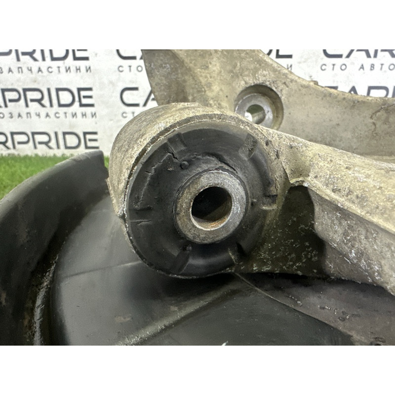 Цапфа подвески (подвеска) Volkswagen Touareg NF 2012 3.0 TDI 7P0505435B