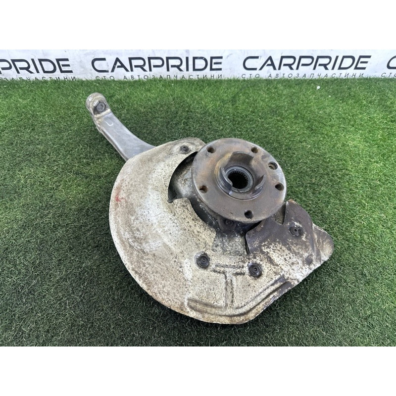 Поворотный кулак (подвеска) Volkswagen Touareg NF 2012 3.0 Hybrid CGFA 7P0407246B