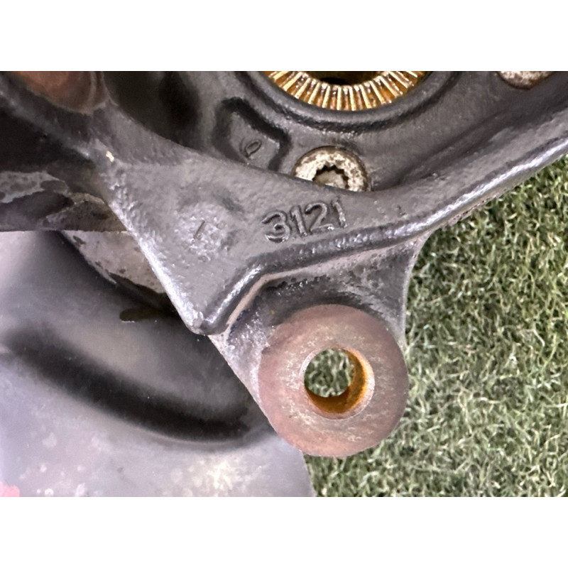 Поворотный кулак (подвеска) BMW X3 F25 2012 3.0 31216855954