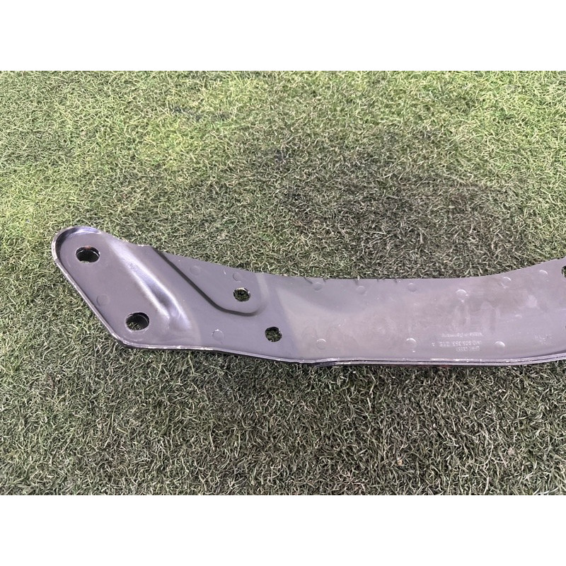 Крепление крыла (кузов и элементы) AUDI Q7 4M 2017 2.0 TFSI 4M0805351A