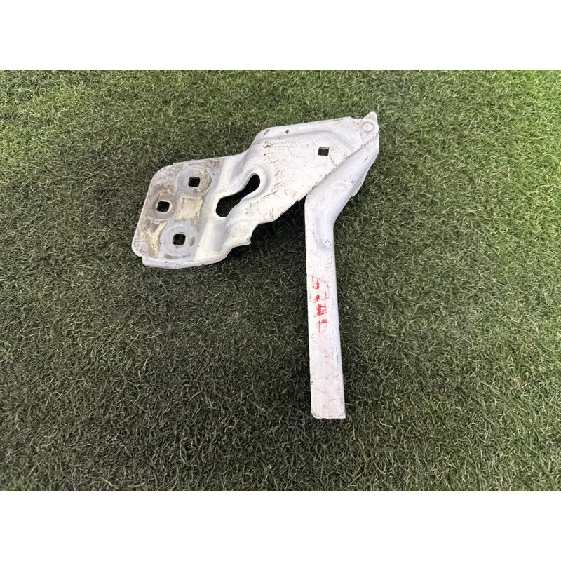 Петля капота (кузов и элементы) Volkswagen Touareg NF 2011 3.6 7P6823302