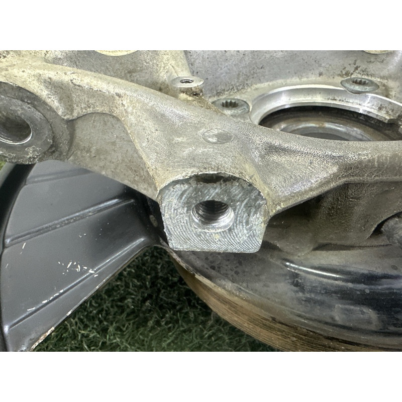 Цапфа подвески (подвеска) Volkswagen Touareg NF 2013 3.0 Hybrid 7P0505436B