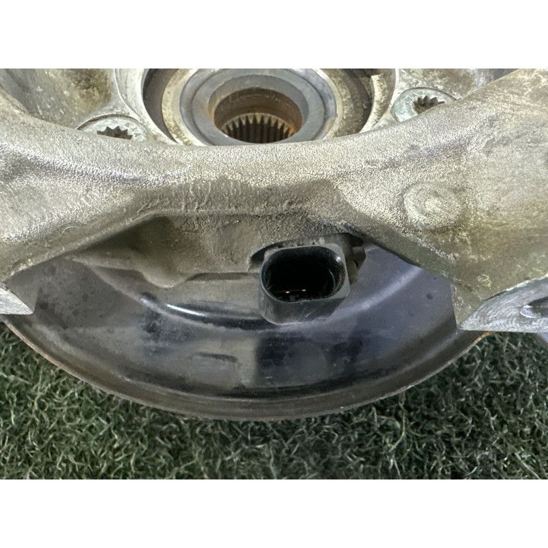 Цапфа подвески (подвеска) Volkswagen Touareg NF 2013 3.0 Hybrid 7P0505436B