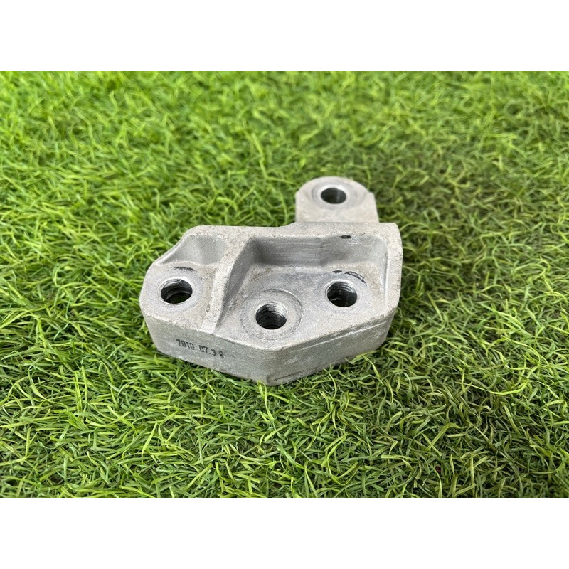 Кронштейн подушки двигателя (кронштейны двигателя) Hyundai Ioniq AE 2018 1.6 Hybrid 21825G2000