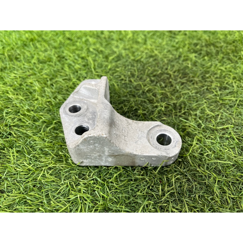 Кронштейн подушки двигателя (кронштейны двигателя) Hyundai Ioniq AE 2018 1.6 Hybrid 21825G2000