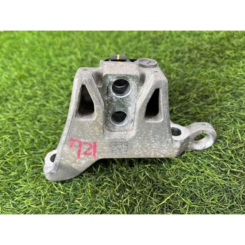 Кронштейн КПП (трансмиссия) Hyundai Ioniq AE 2018 1.6 Hybrid 431202B001