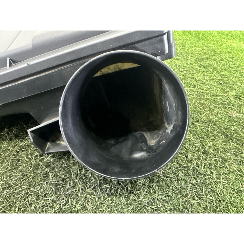 Корпус воздушного фильтра (впускная система) BMW X5 E70 2012 3.0 N55B30 13717583713