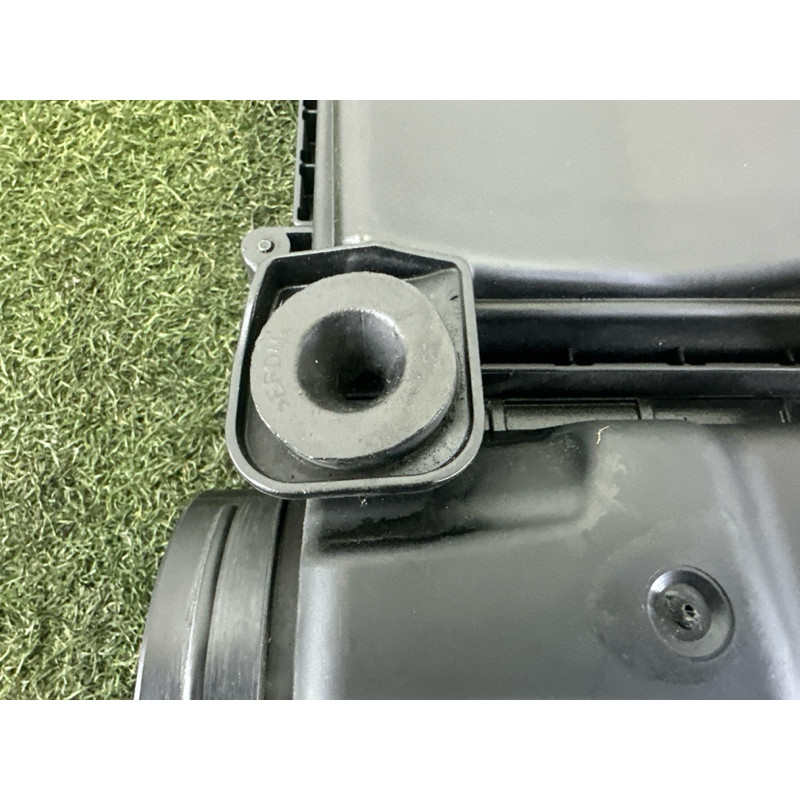 Корпус воздушного фильтра (впускная система) BMW X5 E70 2012 3.0 N55B30 13717583713