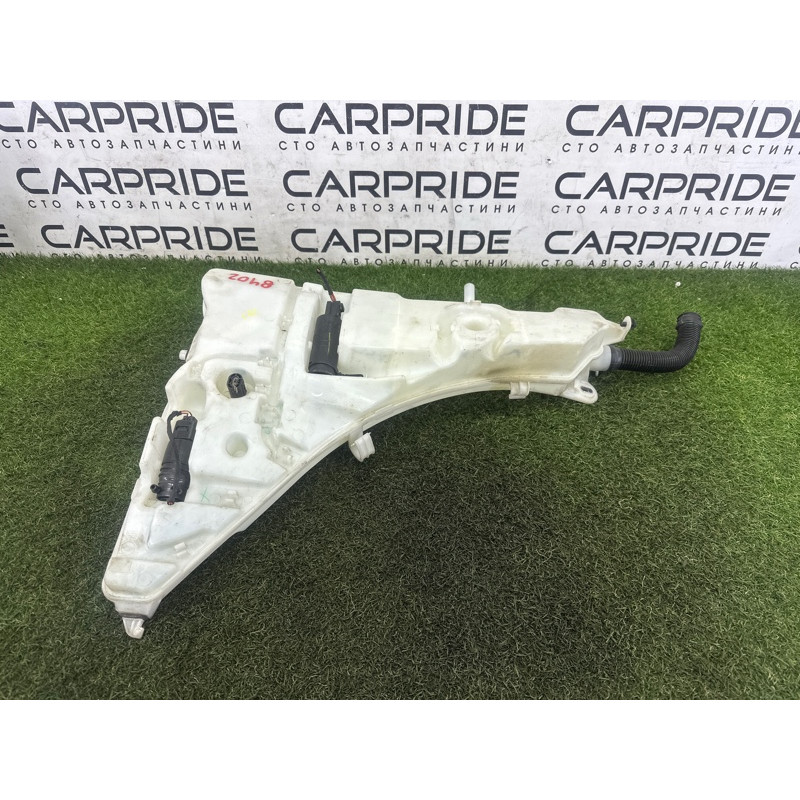 Бачок омывателя (кузов и элементы) BMW X5 F15 2015 4.4 61667304068