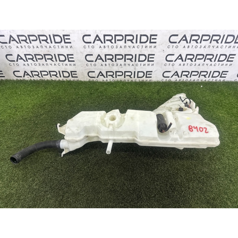 Бачок омывателя (кузов и элементы) BMW X5 F15 2015 4.4 61667304068