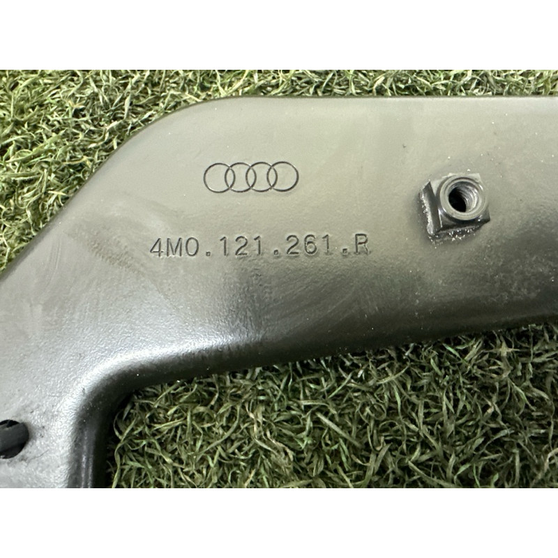 Крепление радиатора (кузов и элементы) AUDI Q7 4M 2017 3.0 TFSi 4M0121261R