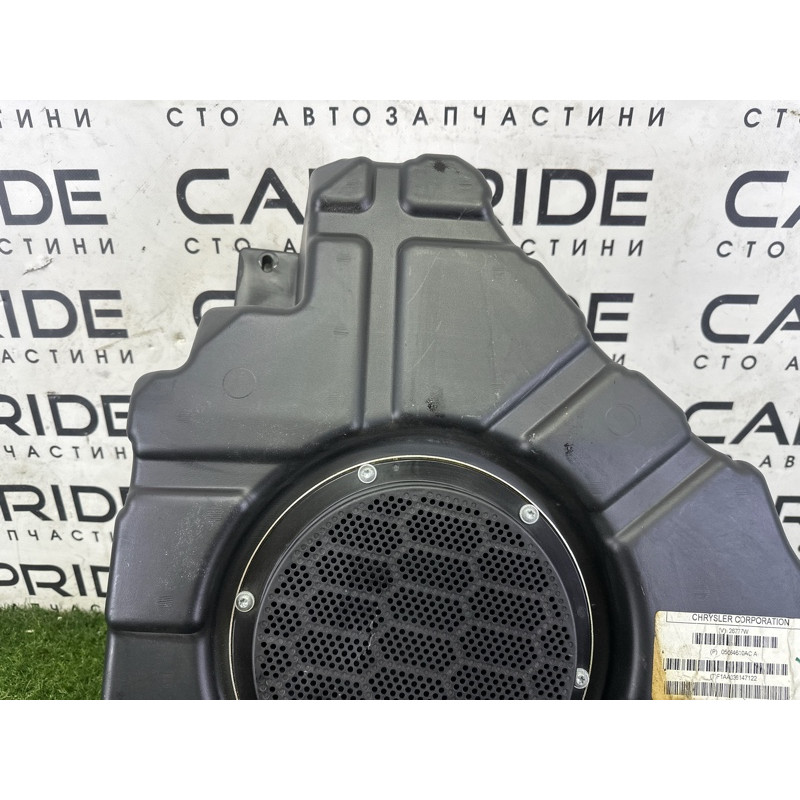 Сабвуфер (электрика) Jeep Grand Cherokee WK2 2014 3.0 Diesel 5064610AC