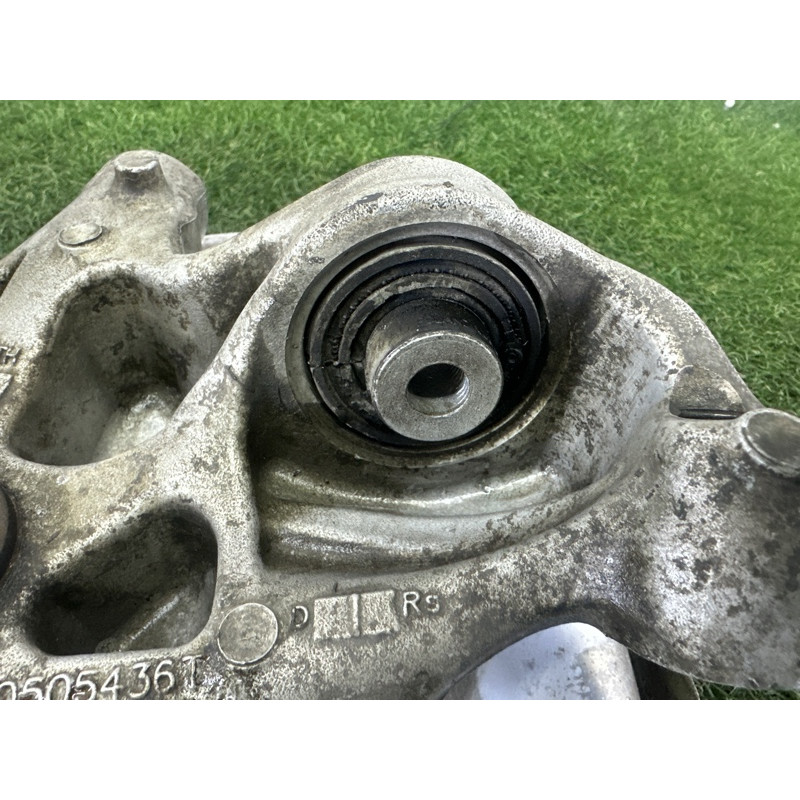 Цапфа подвески (подвеска) AUDI A4 B9 2018 2.0 DBPA 8W0505432P