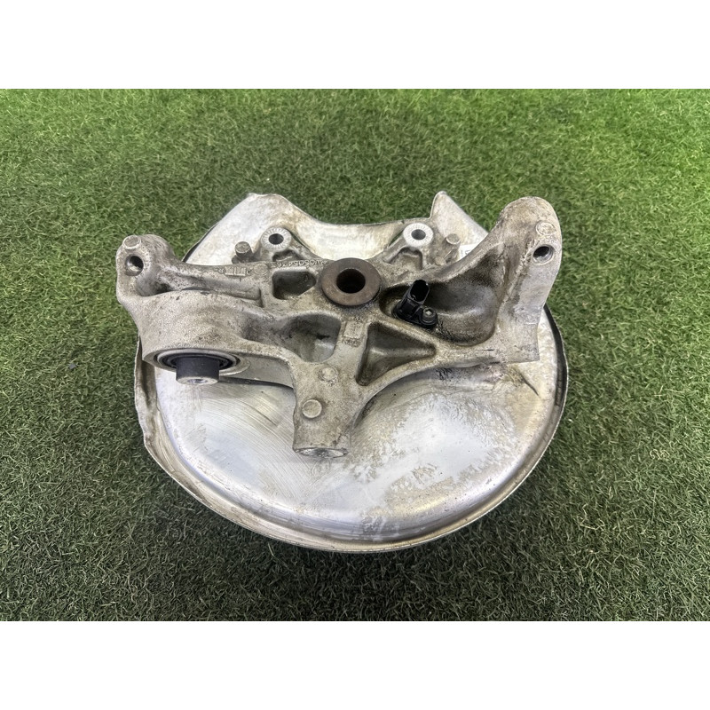 Цапфа подвески (подвеска) AUDI A4 B9 2018 2.0 DBPA 8W0505432P