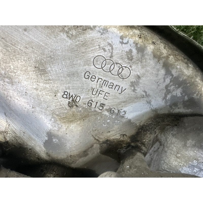 Цапфа подвески (подвеска) AUDI A4 B9 2018 2.0 DBPA 8W0505432P