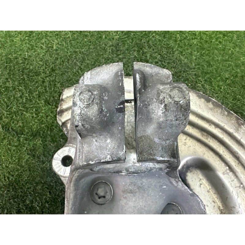 Поворотный кулак (подвеска) BMW X1 E84 2014 2.0 31216865143