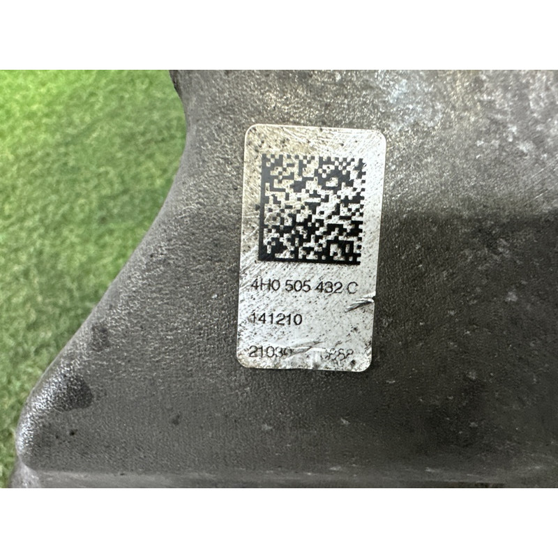 Цапфа подвески (подвеска) AUDI A8 D4 2011 4.2 CDRA 4H0505432C