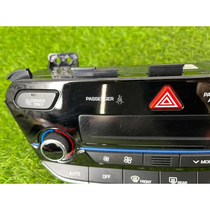 Панель управления климат-контролем (электрика / блоки управления) Hyundai Ioniq AE 2018 1.6 Hybrid 97250G2160MBI