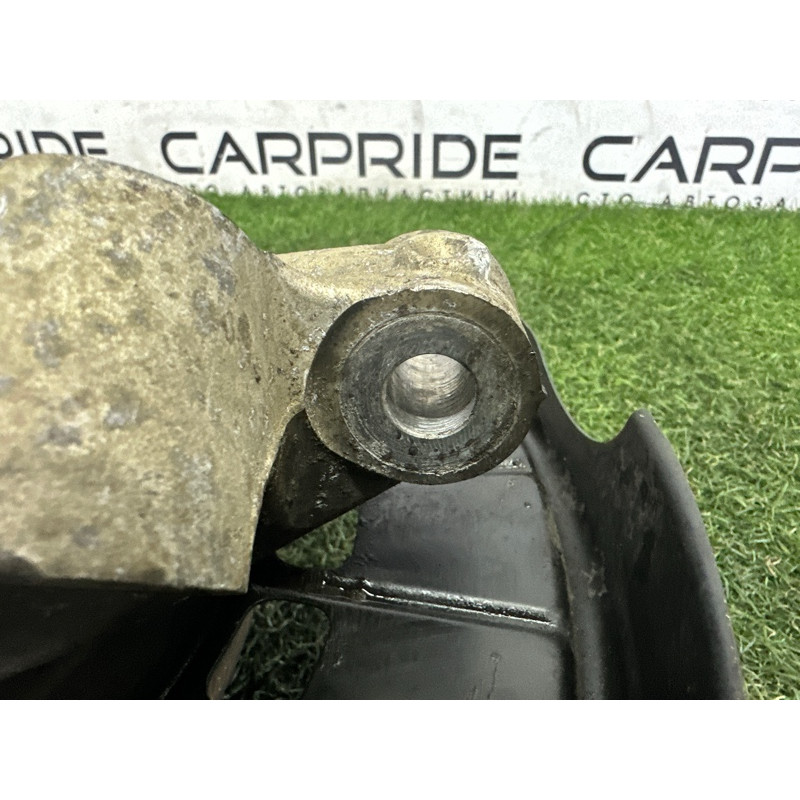 Цапфа подвески (подвеска) Volkswagen Touareg NF 2012 3.0 TDI 7P0505436B