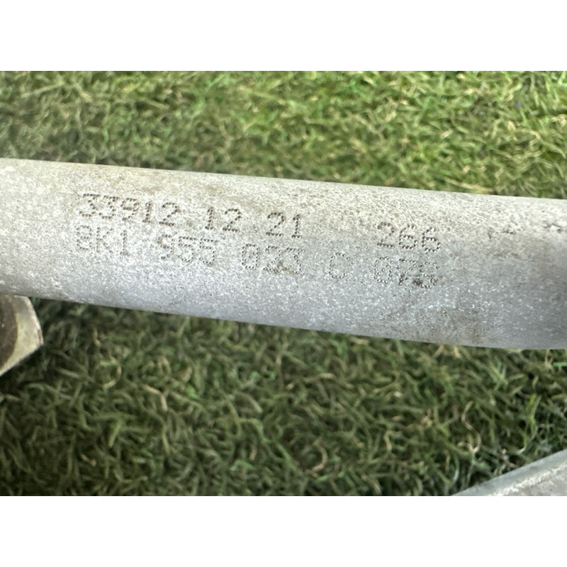 Трапеция дворников (кузов и элементы) AUDI A4 B8 2013 2.0 TFSI 8K1955023C