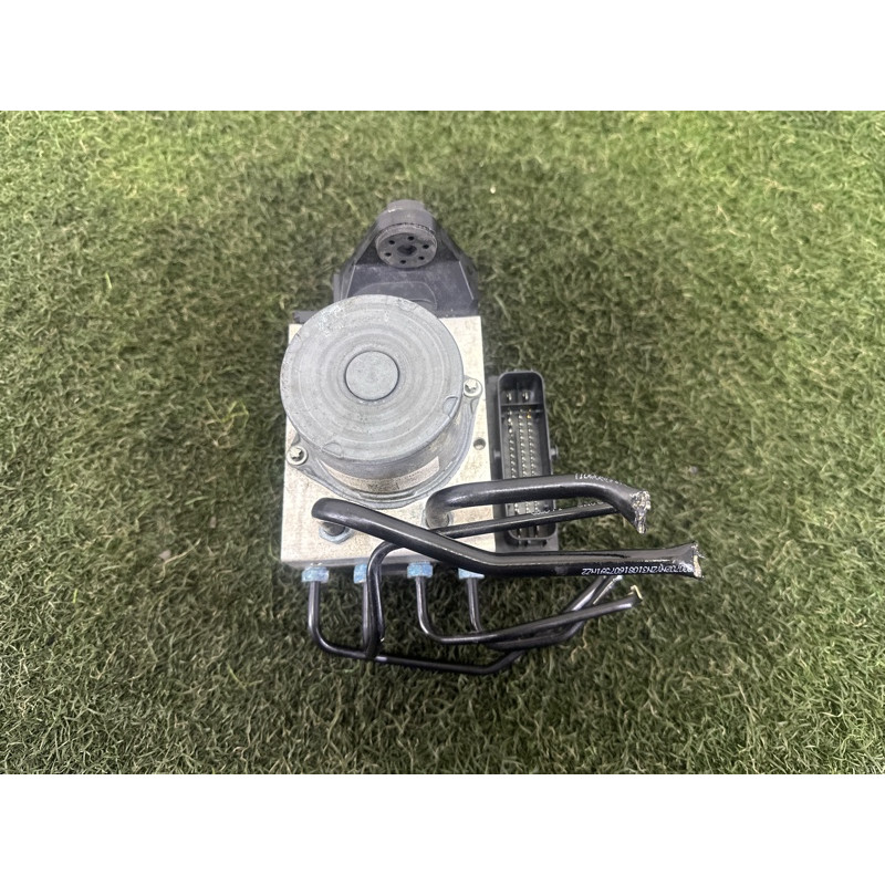 Блок abs (тормозная система) AUDI A4 B9 2017 2.0 TFSI 8W0614517K