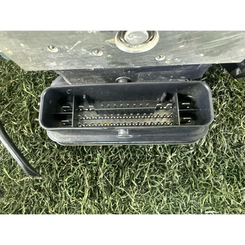 Блок abs (тормозная система) AUDI A4 B9 2017 2.0 TFSI 8W0614517K