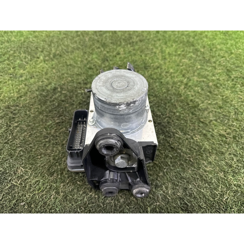 Блок abs (тормозная система) AUDI A4 B9 2017 2.0 TFSI 8W0614517K