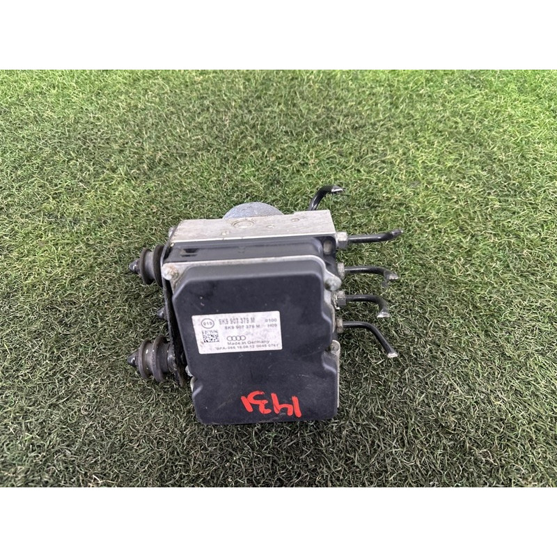 Блок abs (тормозная система) AUDI A4 B8 2013 2.0 TFSI 8K9614517AG