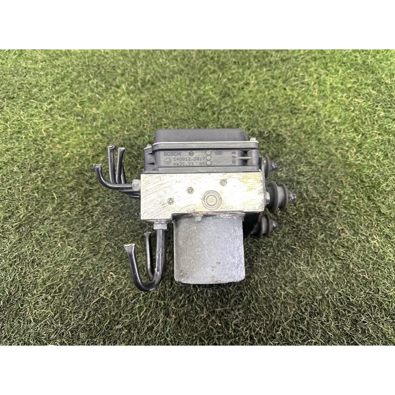 Блок abs (тормозная система) AUDI A4 B8 2013 2.0 TFSI 8K9614517AG