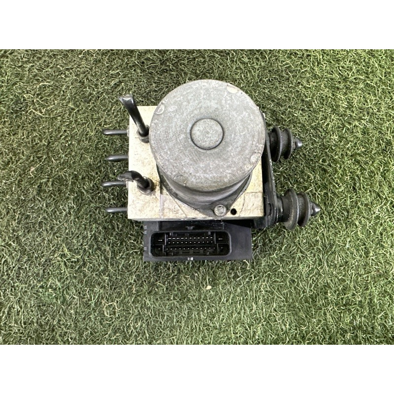 Блок abs (тормозная система) AUDI A4 B8 2014 2.0 TFSI 8K0614517HB