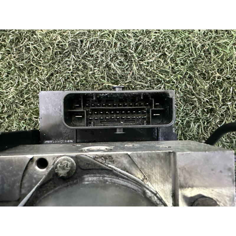 Блок abs (тормозная система) AUDI Q5 8R 2012 3.2 8R0614517T