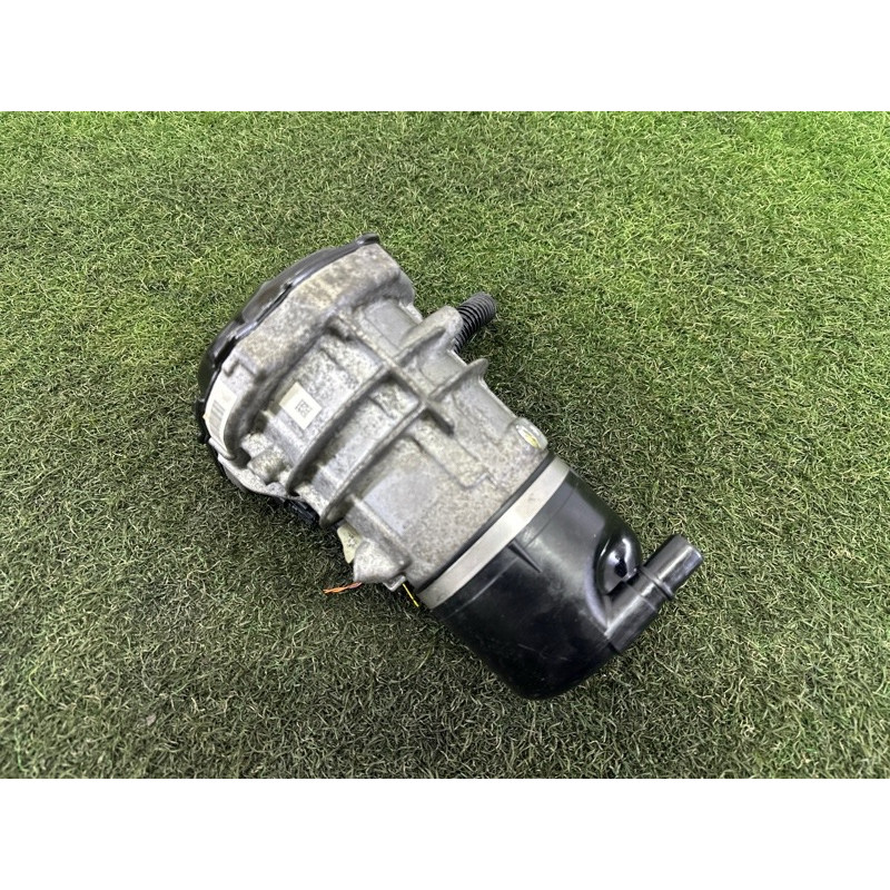 Насос гидроусилителя руля (рулевое управление) Volkswagen Touareg NF 2013 3.0 Hybrid 7P0423155D