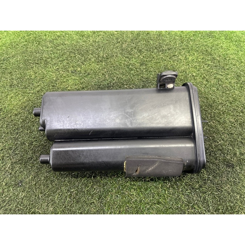 Абсорбер топливный (топливная система) LAND ROVER Range Rover L405 2016 5.0 LR068424