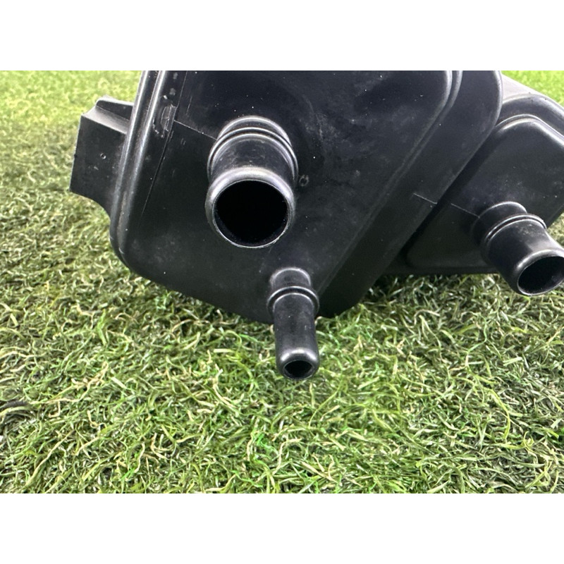 Абсорбер топливный (топливная система) LAND ROVER Range Rover L405 2016 5.0 LR068424