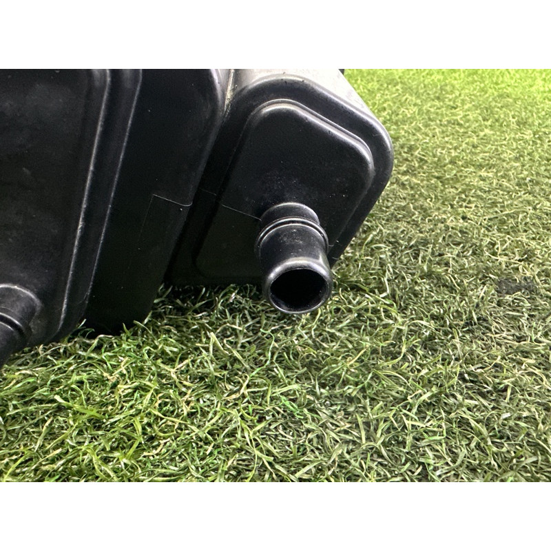 Абсорбер топливный (топливная система) LAND ROVER Range Rover L405 2016 5.0 LR068424