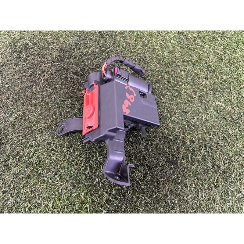 Распределитель B+, многоф. (электрика) AUDI A4 B9 2017 2.0 TFSI 8W0941823F