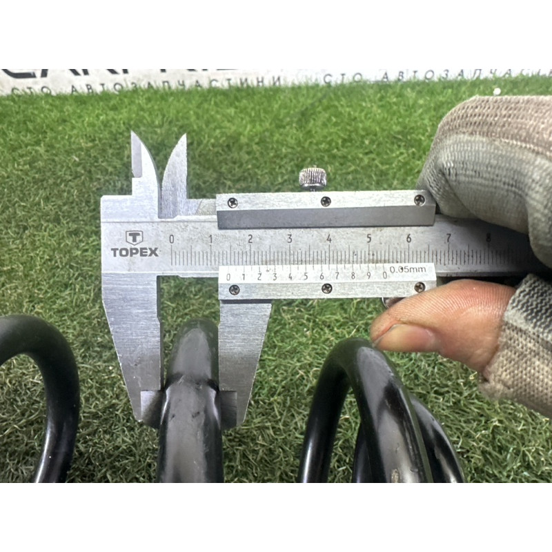 Пружина подвески (подвеска) BMW X5 E70 2012 3.0 N55B30 33536779860