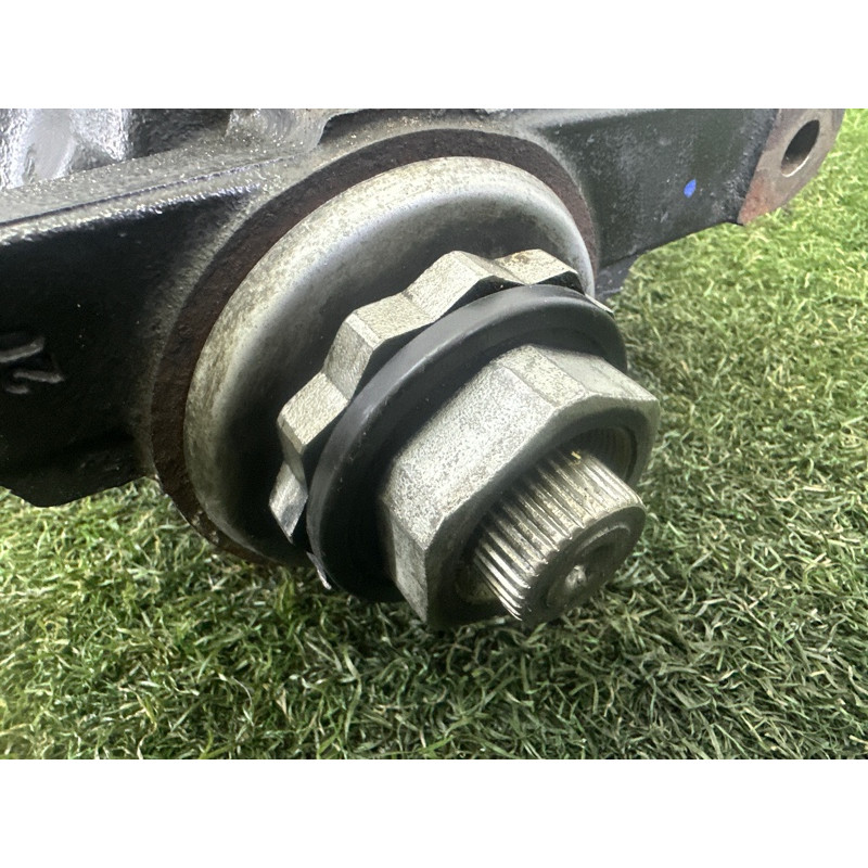 Редуктор (трансмиссия) BMW X3 F25 2012 3.0 33107592010