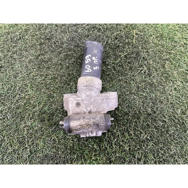 Мотор стояночного тормоза (тормозная система) Volkswagen Touareg NF 2012 3.0 TDI 7P0609724B