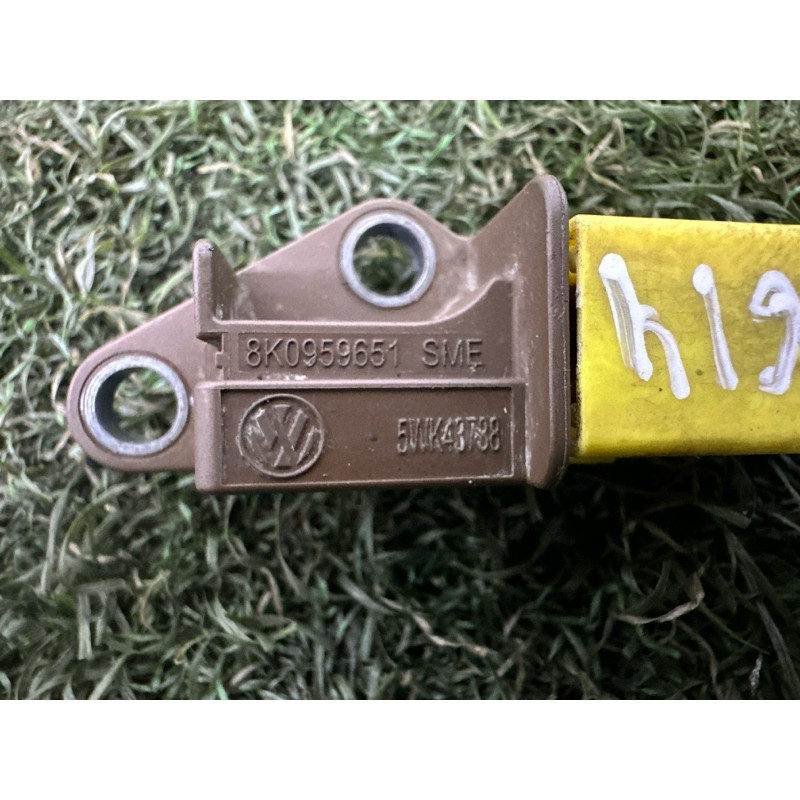 Датчик удара (электрика / датчики) AUDI Q5 8R 2012 3.2 8K0959651