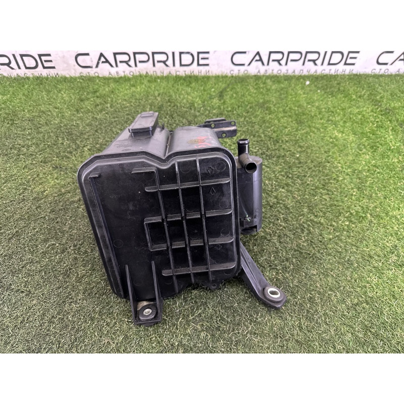 Абсорбер топливный (топливная система) Volkswagen Touareg NF 2011 3.6 7P0201801E