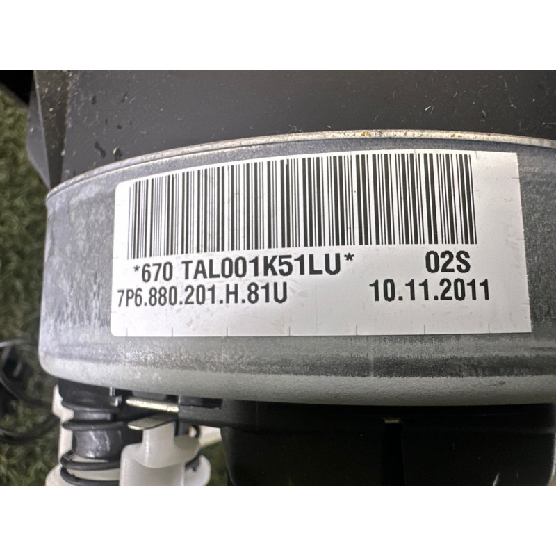 Airbag руля (airbag / безопасность) Volkswagen Touareg NF 2012 3.0 TDI 7P6880201H81U