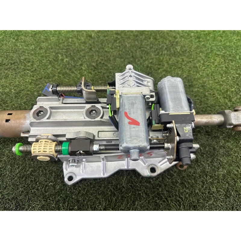 Рулевая колонка с карданчиком (рулевое управление) Volkswagen Touareg NF 2012 3.0 Hybrid CGFA 7P6419501EB